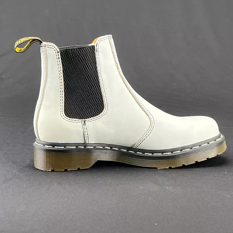 Fashion Breathable Boots