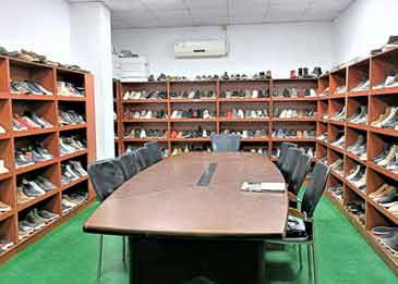 Baifei Sneakers Sample Room